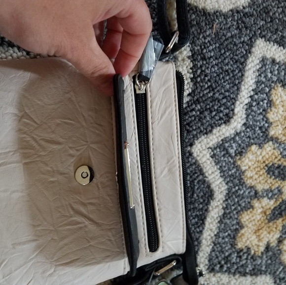 Crossbody leather purse - Picture 7 of 7